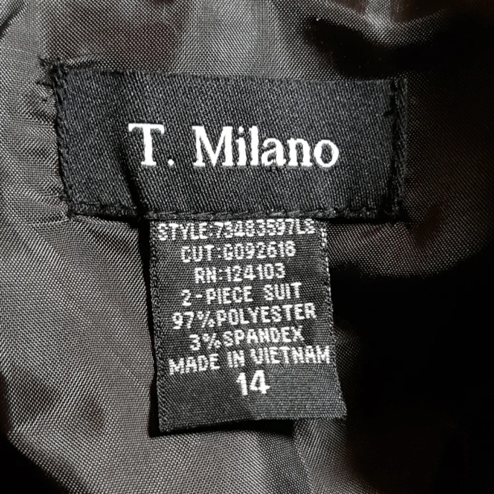 Milano size 14 black blazer new with tags